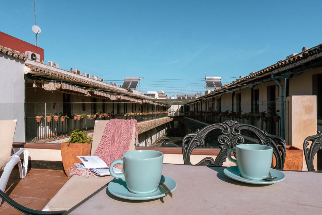 Apartamento Con Encanto En Patio Sevillano Luaran gambar